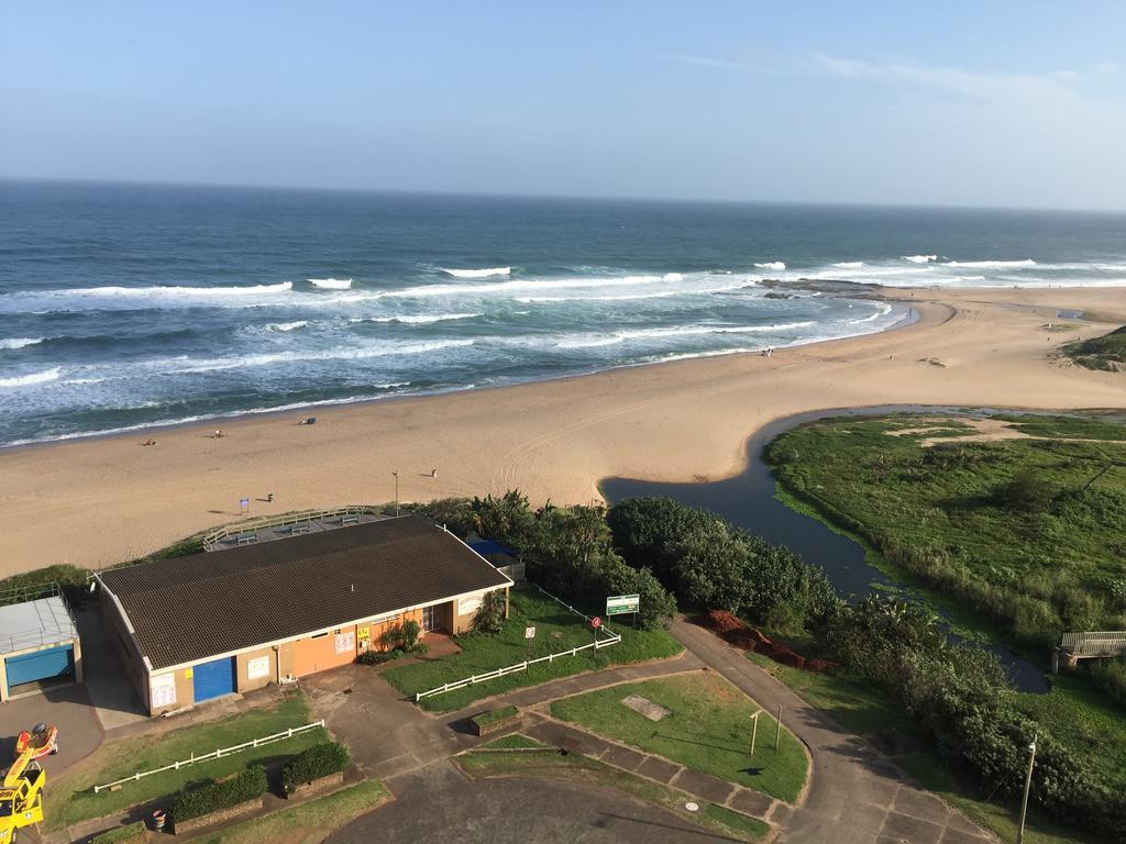 South Coast Beachfront Holiday Apartments Amanzimtoti Exterior foto