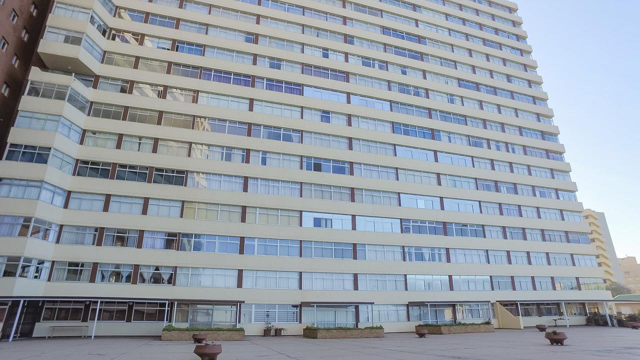 South Coast Beachfront Holiday Apartments Amanzimtoti Exterior foto